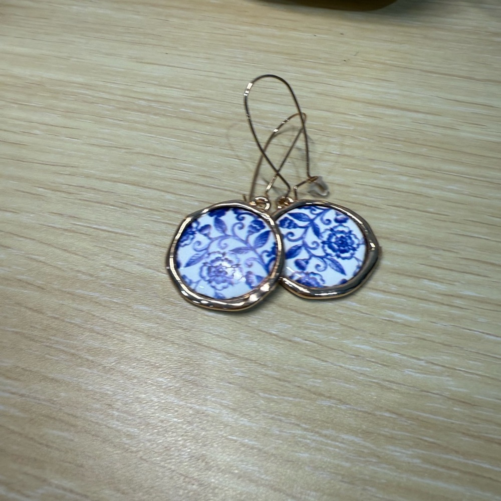 Elegant Blue and Gold Floral Earrings